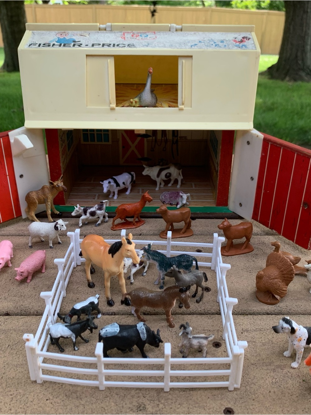 Fisher-Price 1967 Play Family Barn with Assorted Farm Animals and Fence